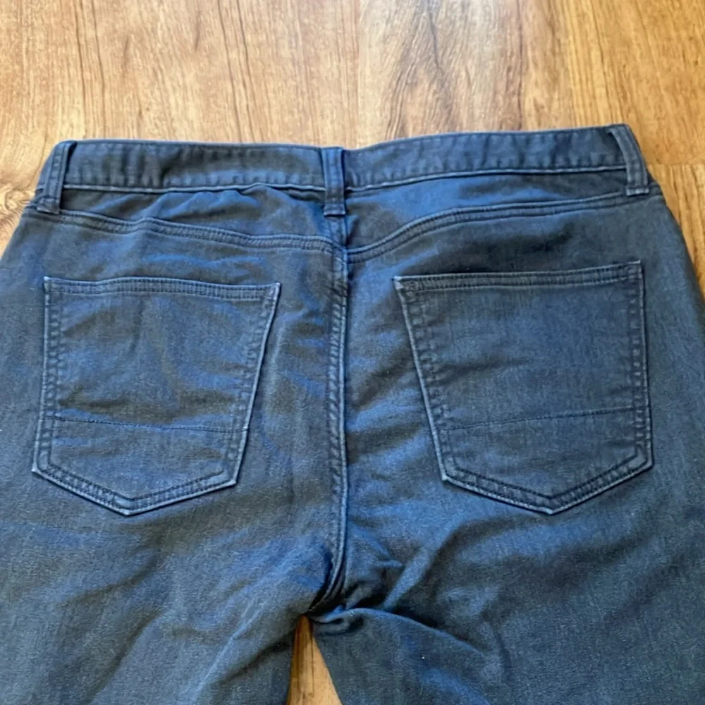 Banana republic 32x30 traveler jean Men's dark grey Jeans athletic fit
